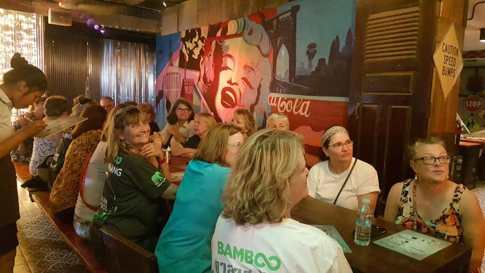 Route 66 Music Restaurant & Hostel シェムリアップ エクステリア 写真